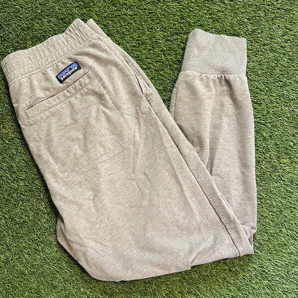 Patagonia Women’s Light Gray Joggers